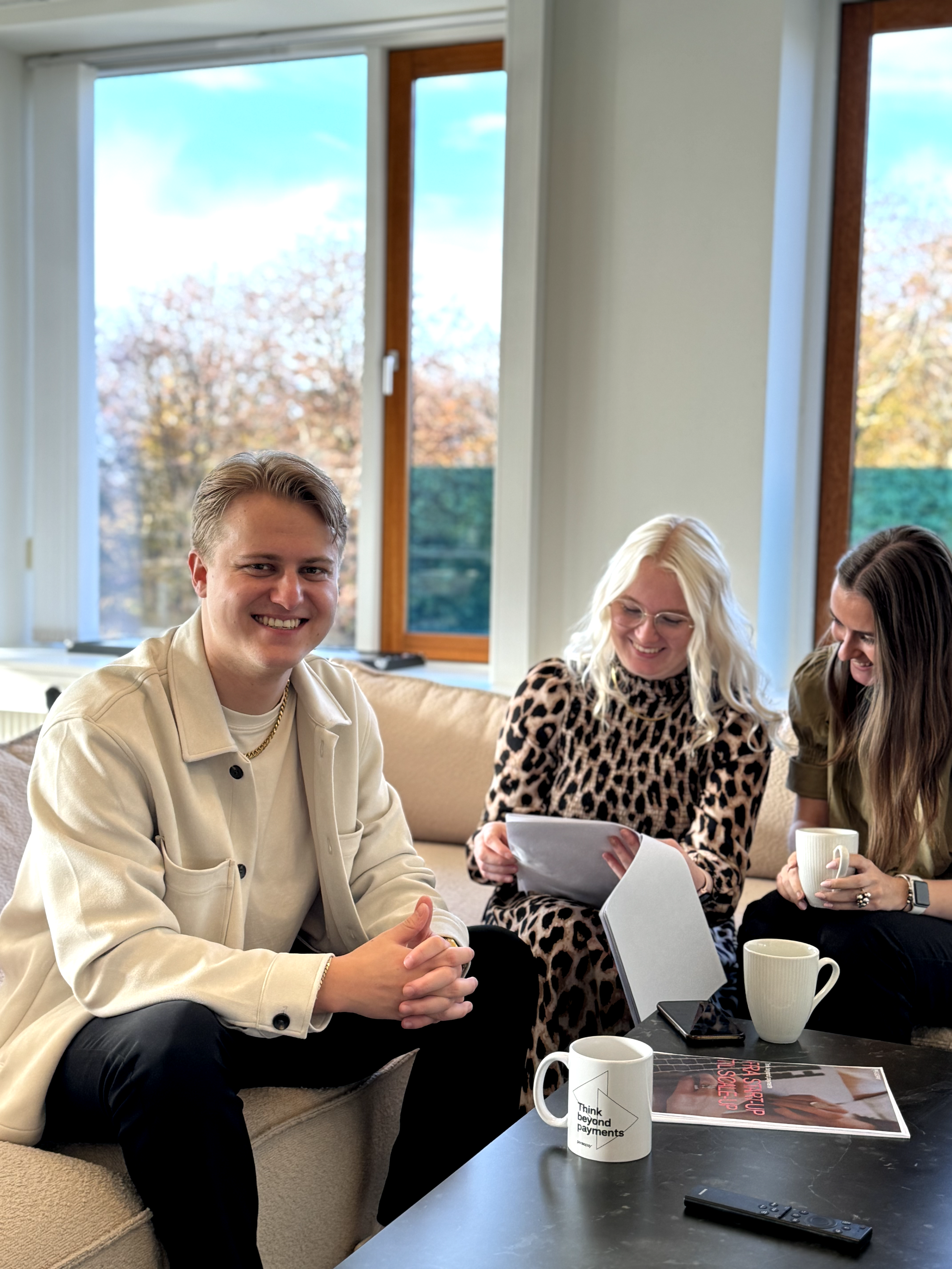 Niklas, Ceciliea og Sofie from pensopay, at the office in Vejle.